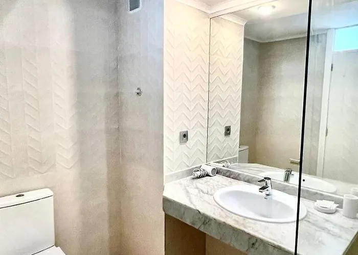 Amazing One Bad El Duque Apartman